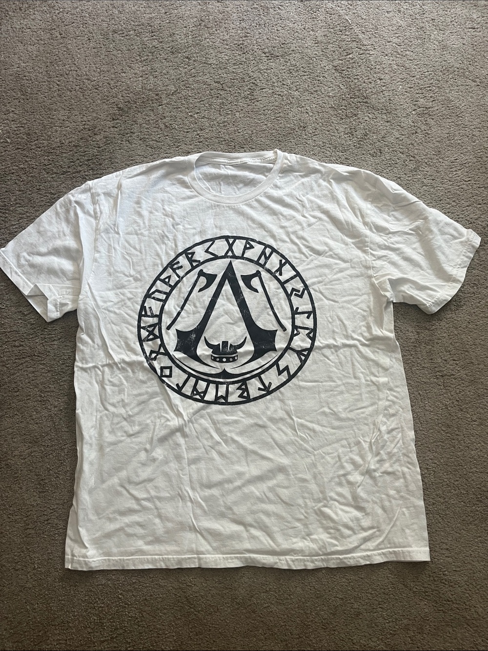 White Graphic Assassin Creed Symbol Short-Sleeve Tee. Viking